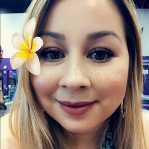 Meet your Posher, Virginia